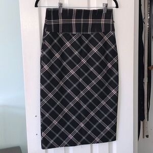 NWOT Black Gray/Pink Plaid High Waisted Skirt